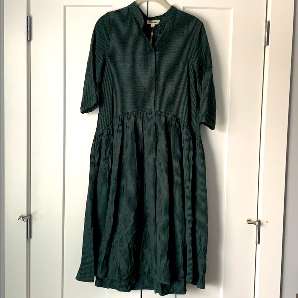 Forest green quarter sleeve dress